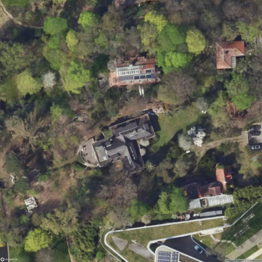 Villa by the Lake [DEU]