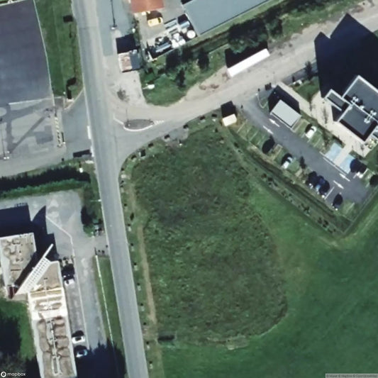 Parachute House [FRA]