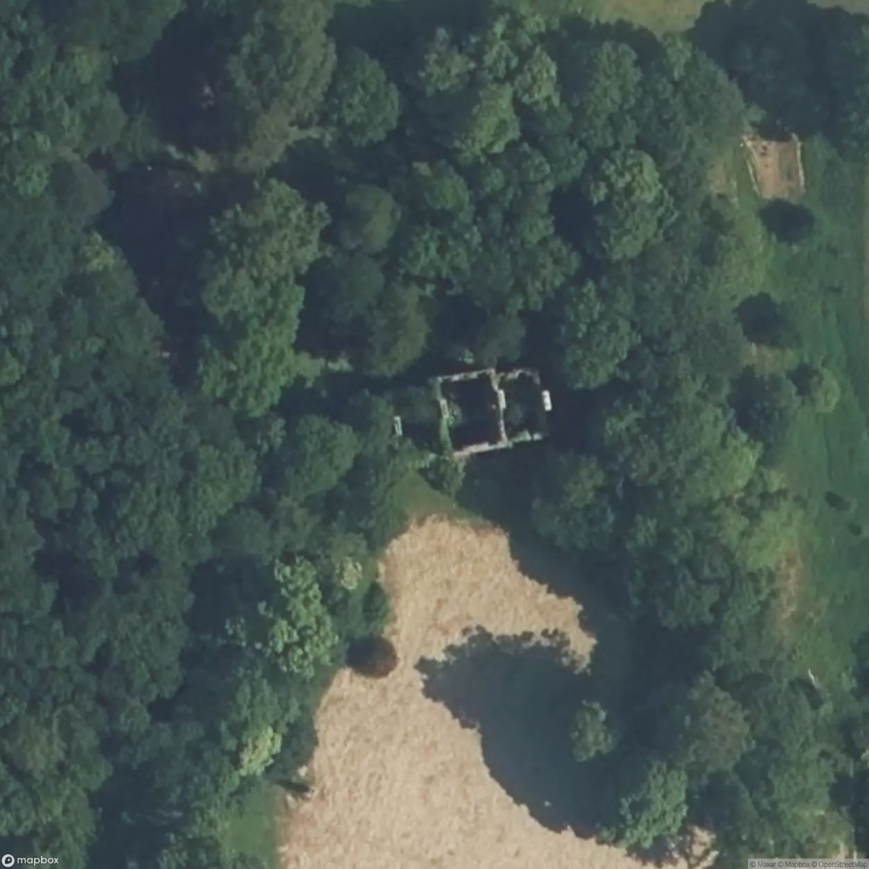 Castle Of The Walnut Trees [FRA] #10617