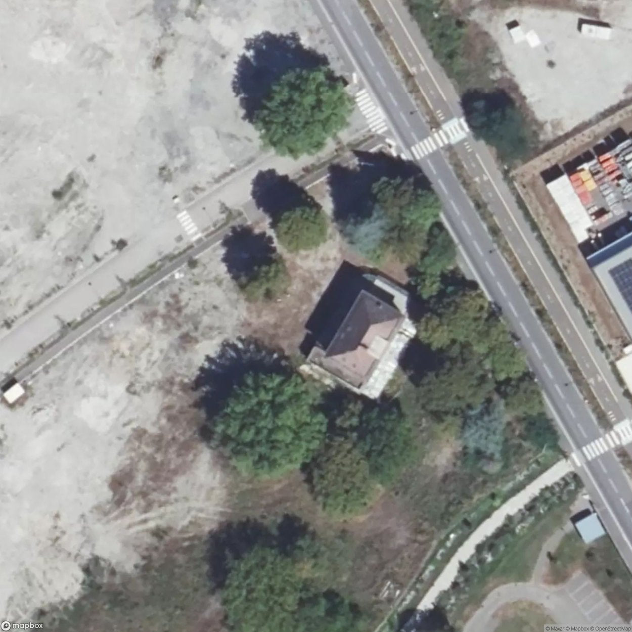 House 28 [FRA]
