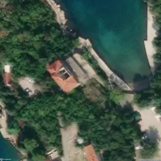 Former Hotel UÄka [HRV]