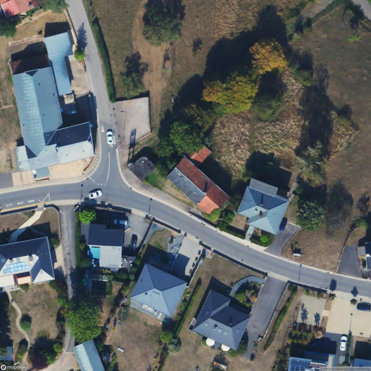 Sacred Heath House [LUX]