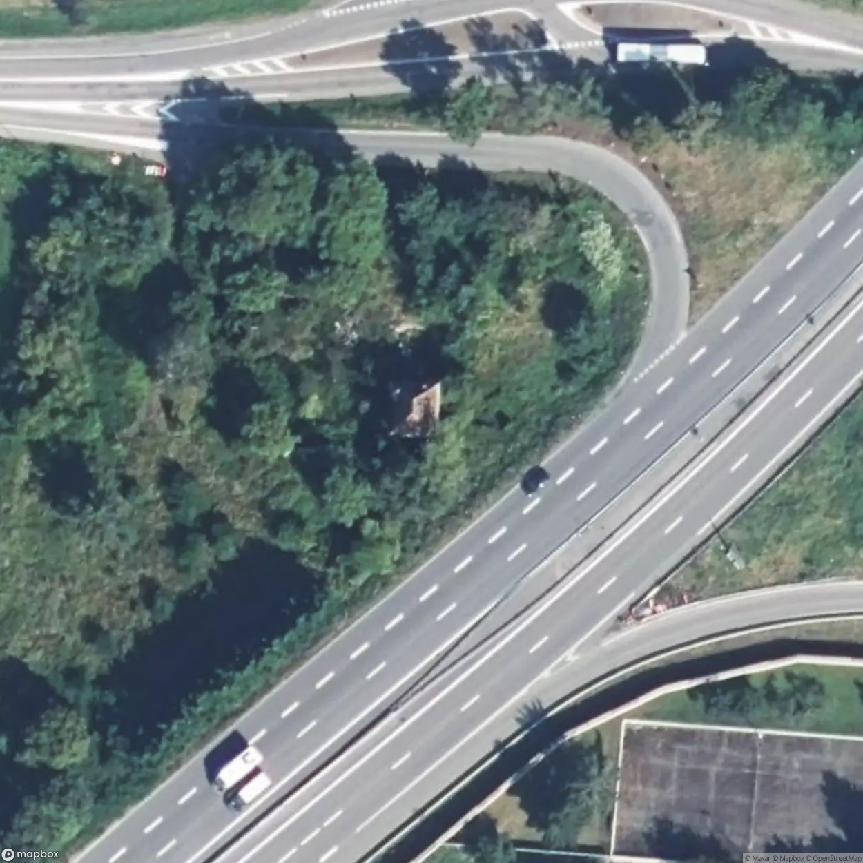 Burnt building [FRA]