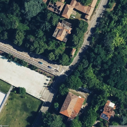 Zeder (film) first scene villa [ITA]