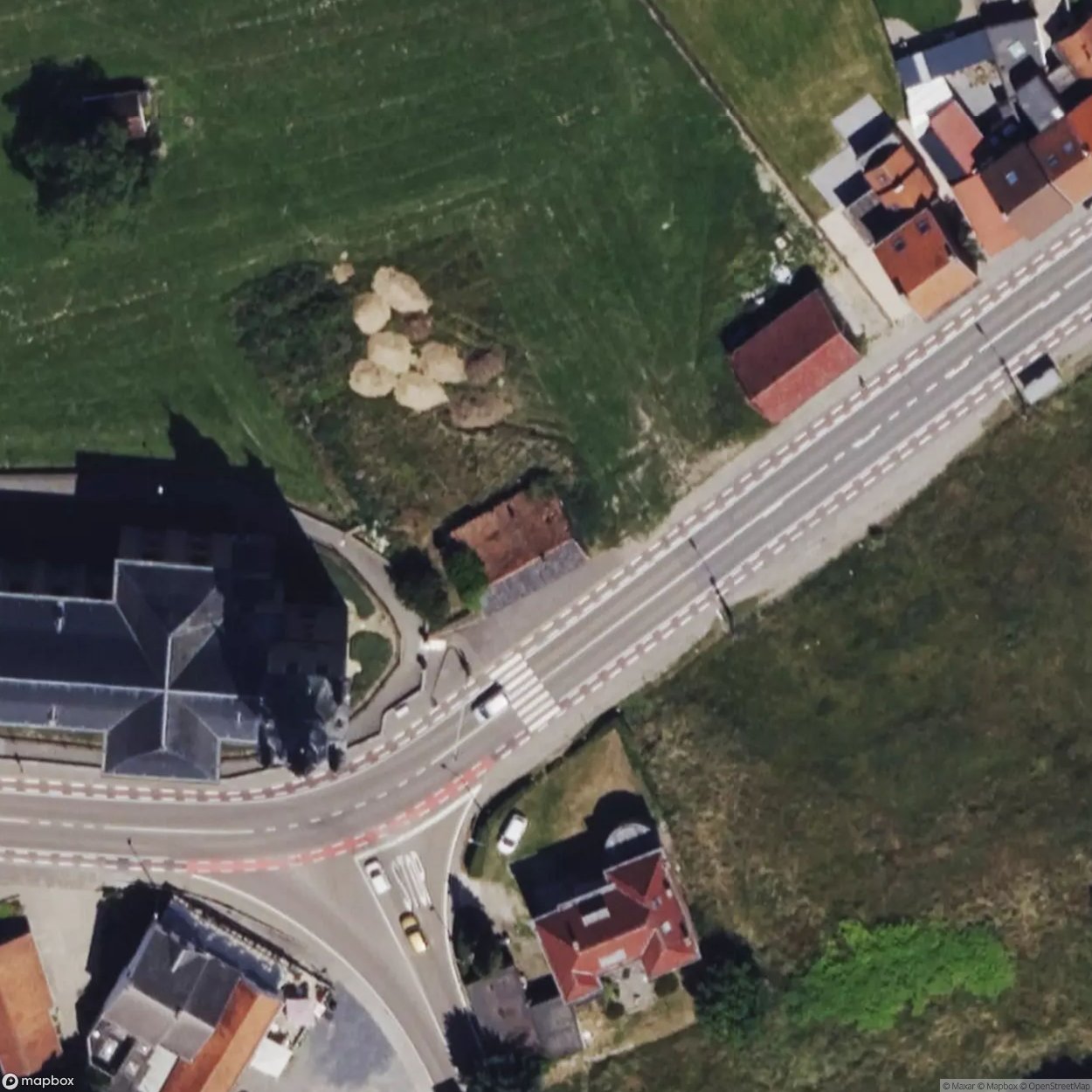 Short Forest House [BEL]