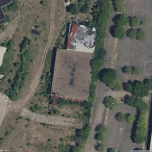 Former shops or factory/warehouse