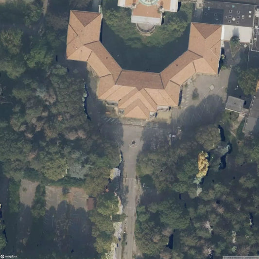 Krankenhaus mit Kirche Italien [ITA]