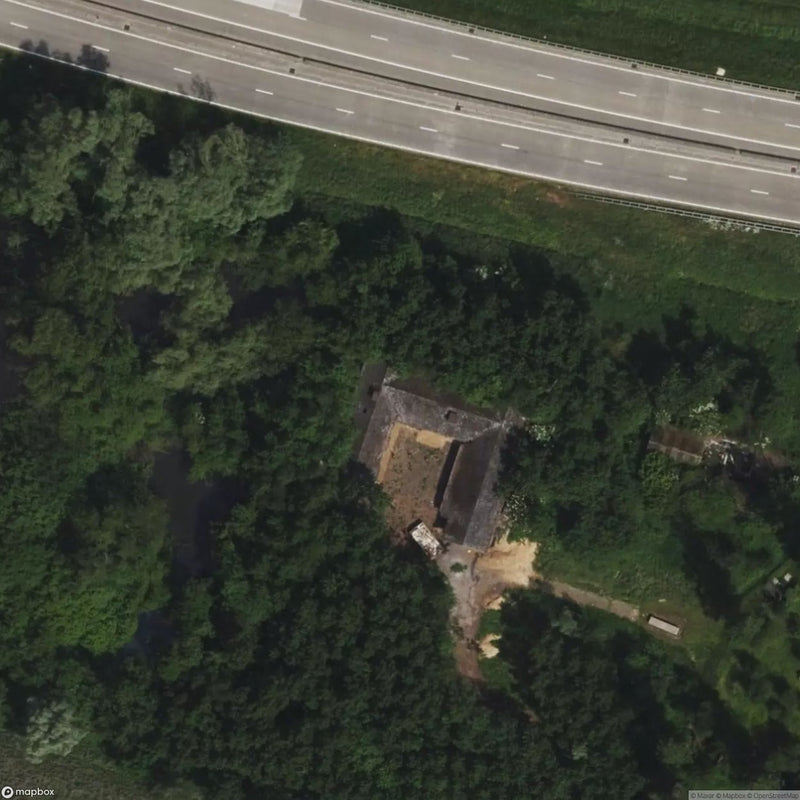 Overgrown By Vegetation [BEL] #04008