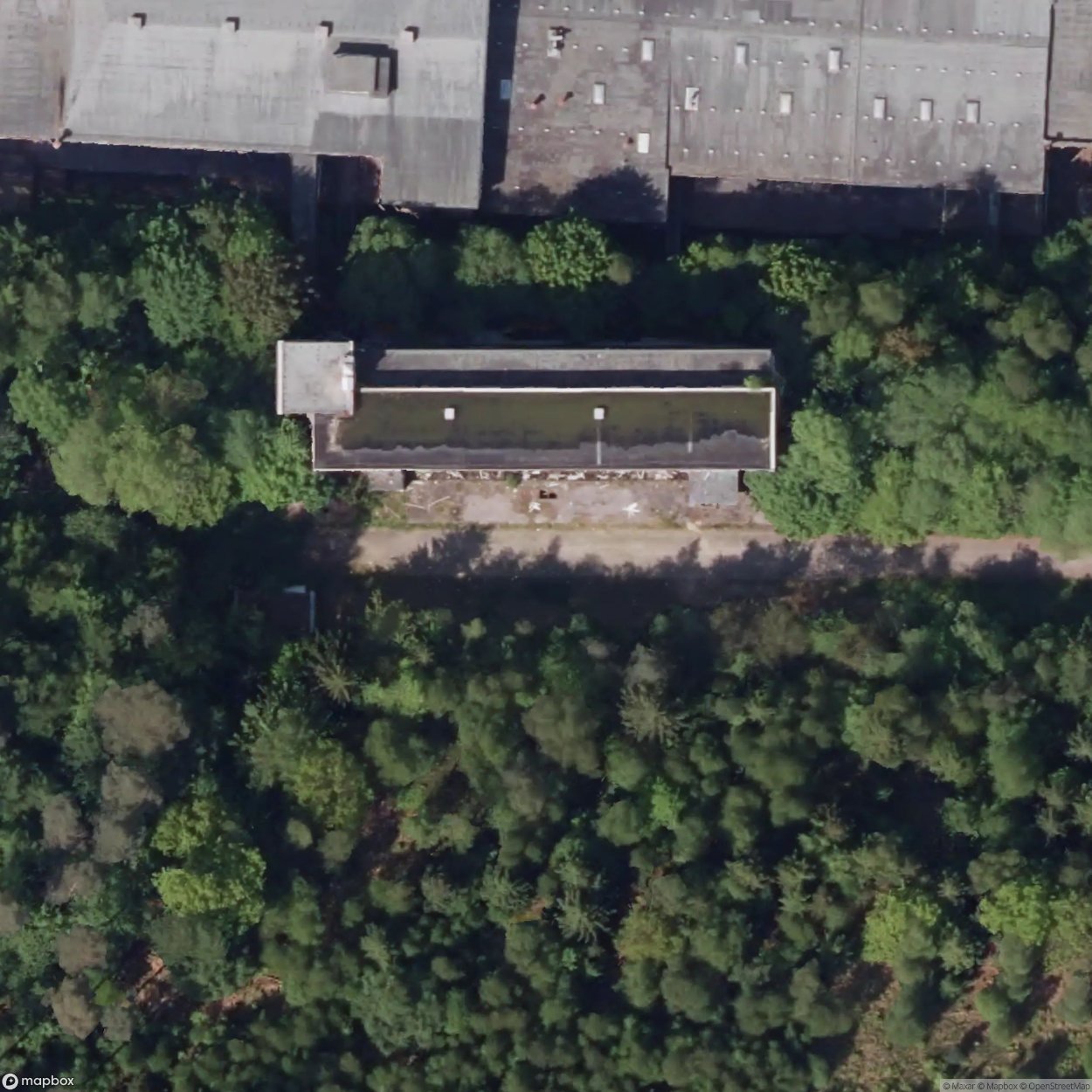 Nette Office Building [DEU] #00165