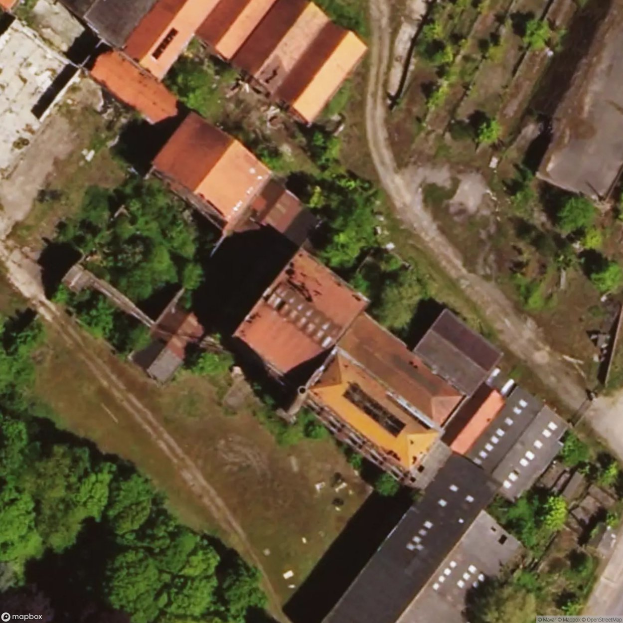 Factory Laas [FRA] #20243