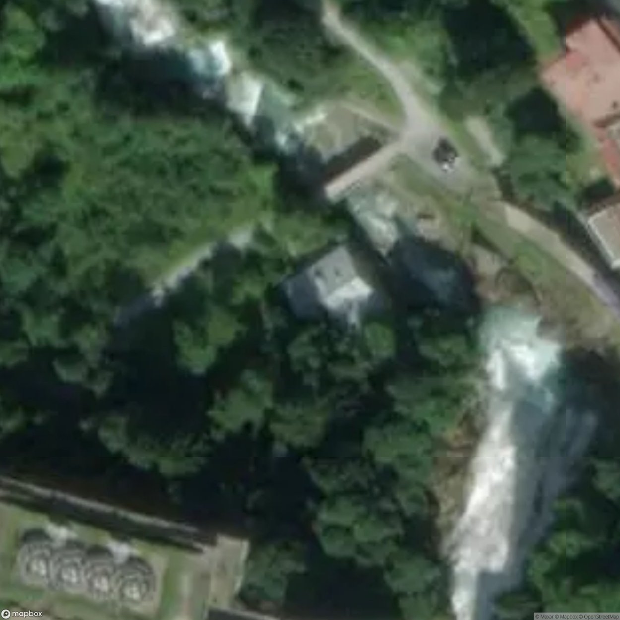 House with Waterfall [AUT]