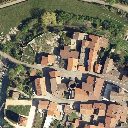 House Wheelbarrow / House Wheelbarrow [FRA]