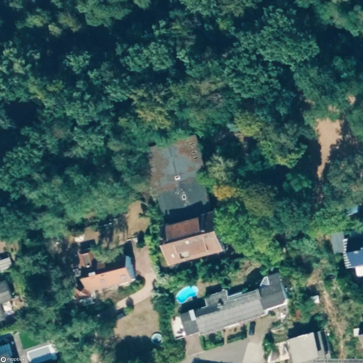 House Liege Lawn [DEU] #00864
