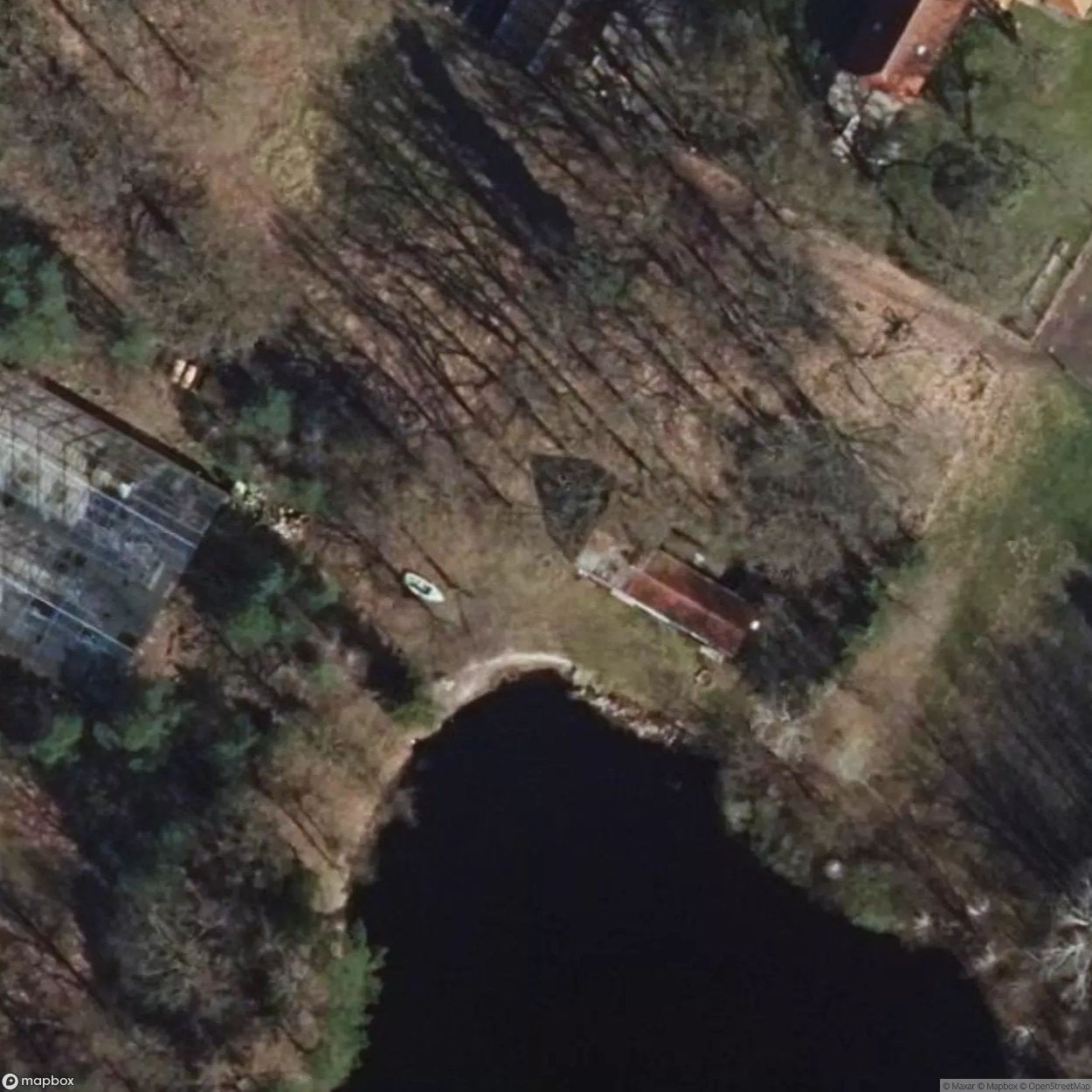 Residential House w. greenhouses [DEU]