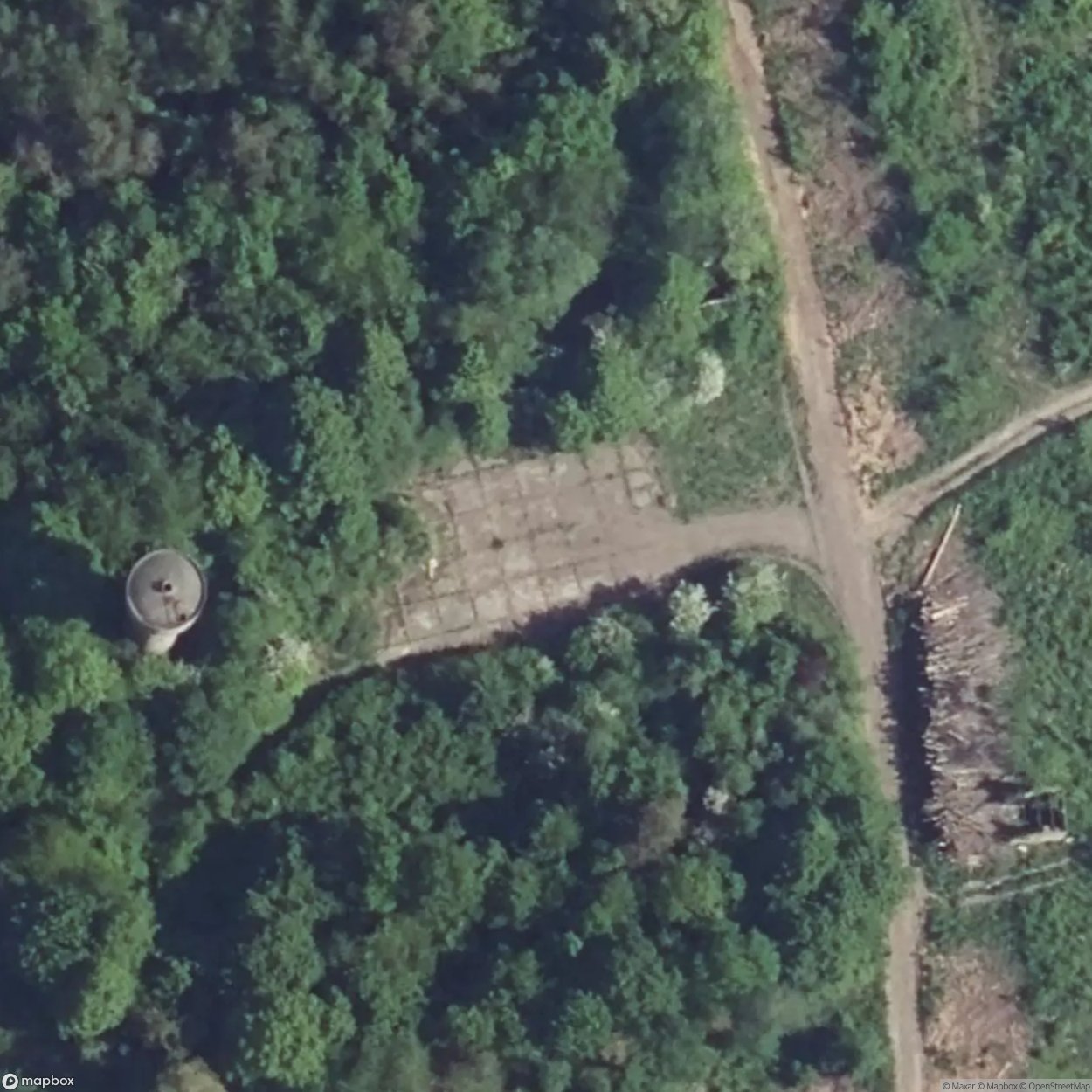 Ban-Saint-Jean Camp [FRA]