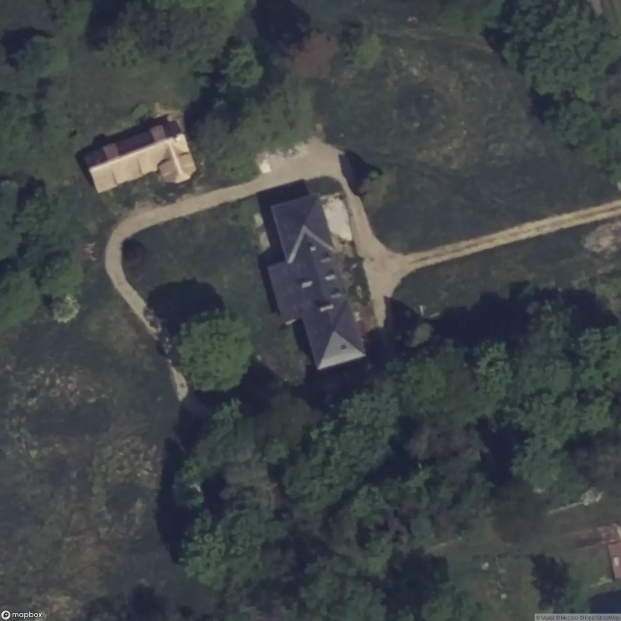 Walled Manor House [FRA] #19261