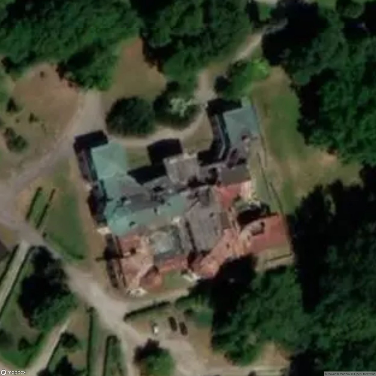 Palace with Piano [POL]