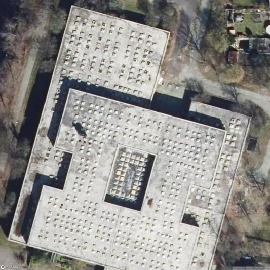 Schule mit Bunker / Hilfskrankenhaus [DUI]