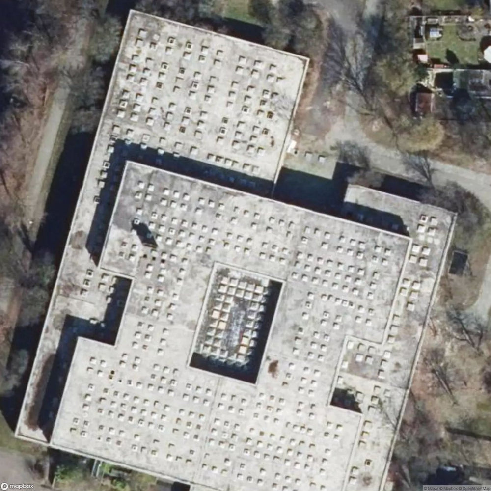 School With Bunker Emergency Hospital [DEU] #09608