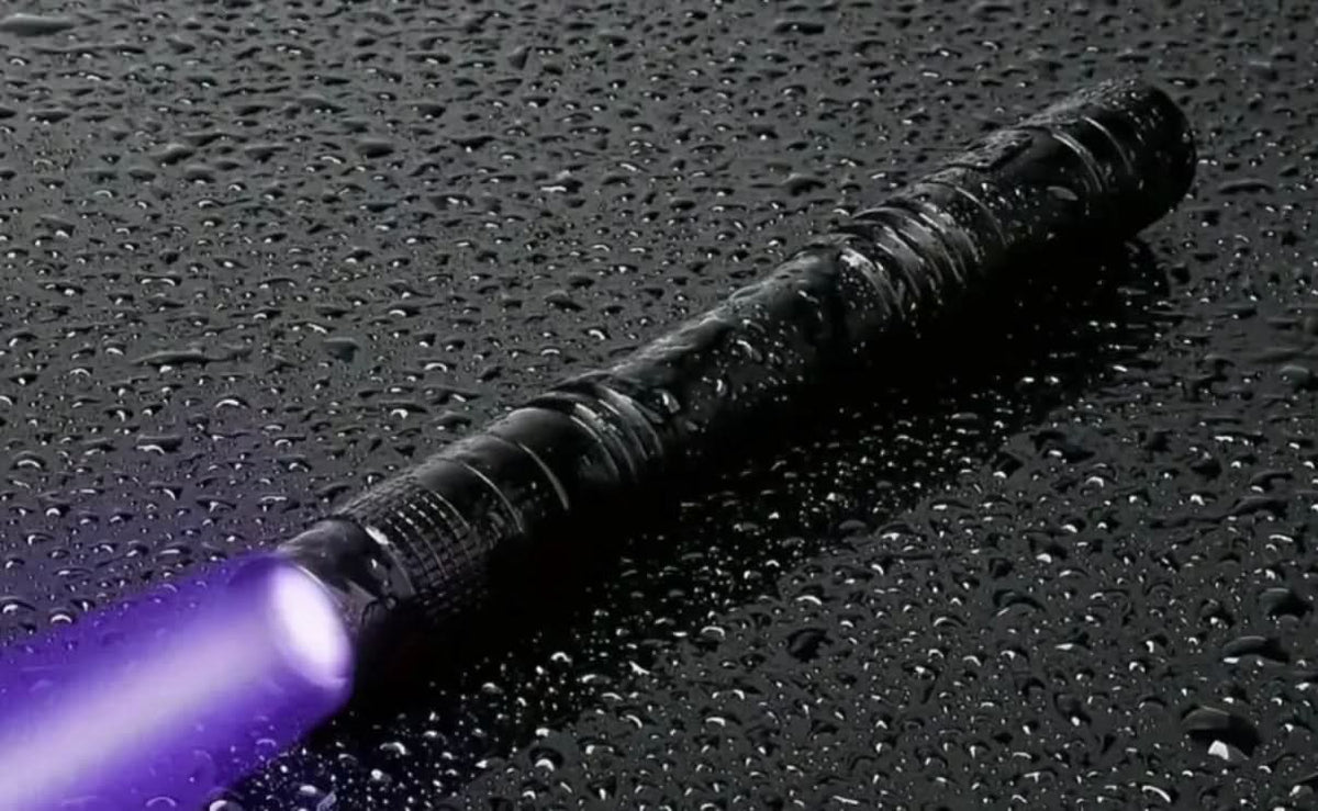 UV Flashlight