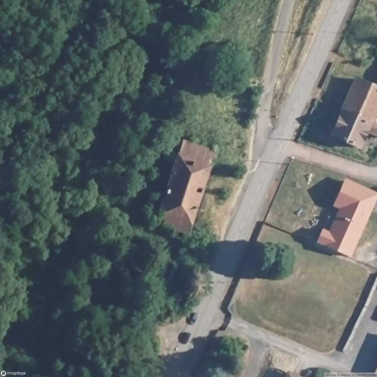 Angels Farm / Ferme des anges [FRA] - The Urbex Factory