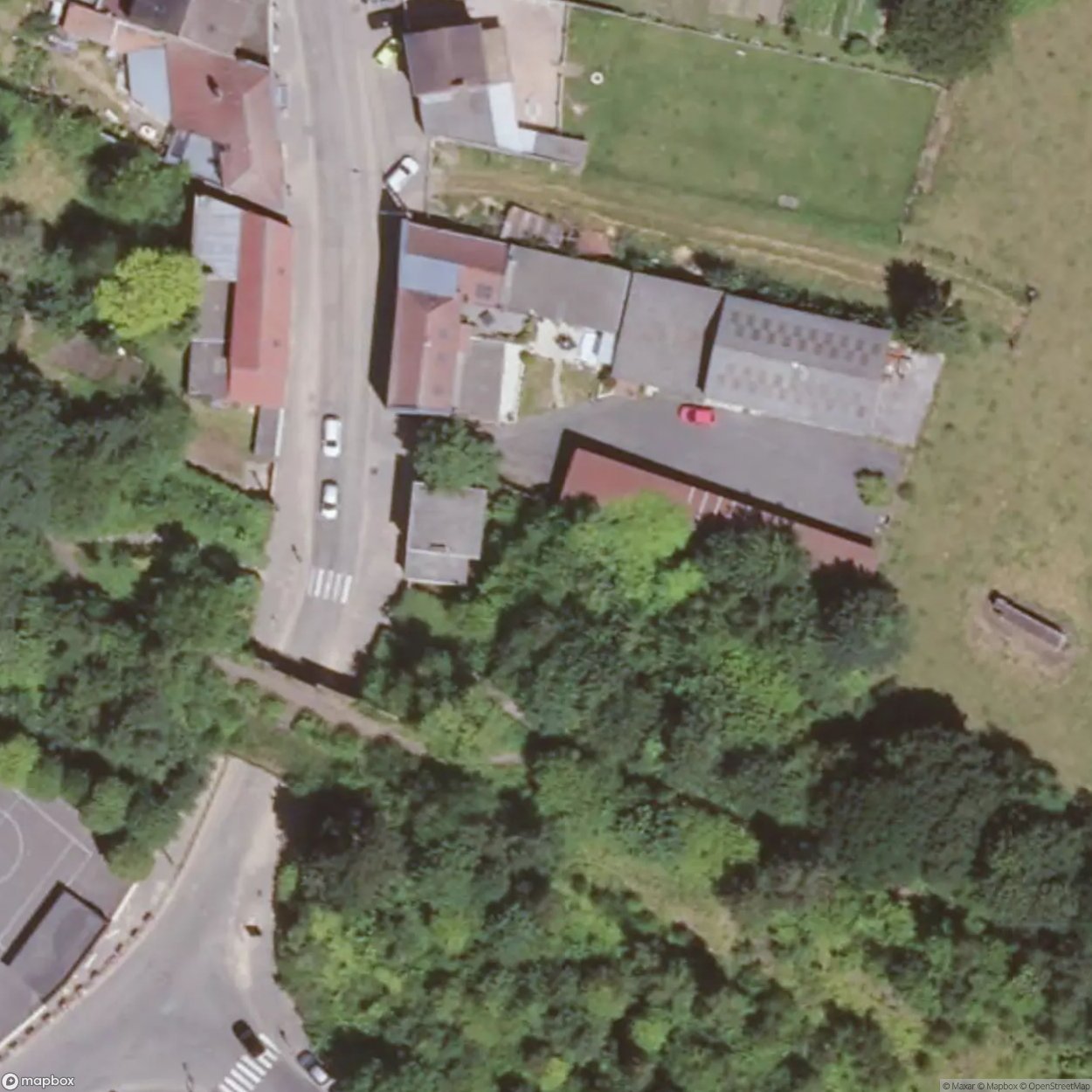 Blue Butterfly House / Maison Papillon bleu [FRA] - The Urbex Factory