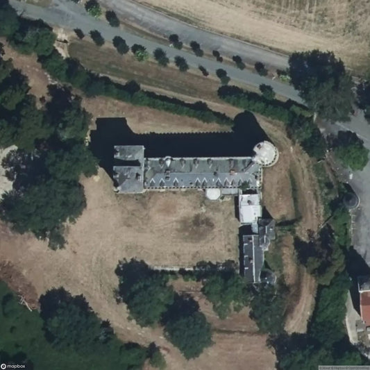 Chateau de Saint Blancard [FRA] - The Urbex Factory
