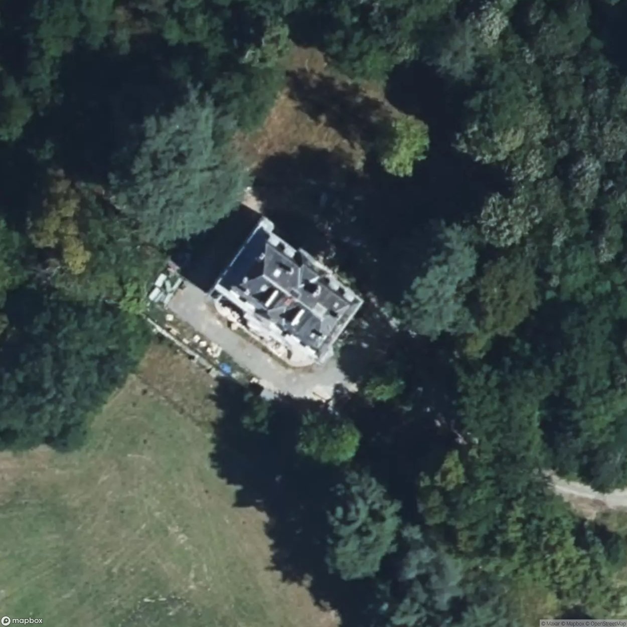 Château du Haut - Buisson [FRA] - The Urbex Factory