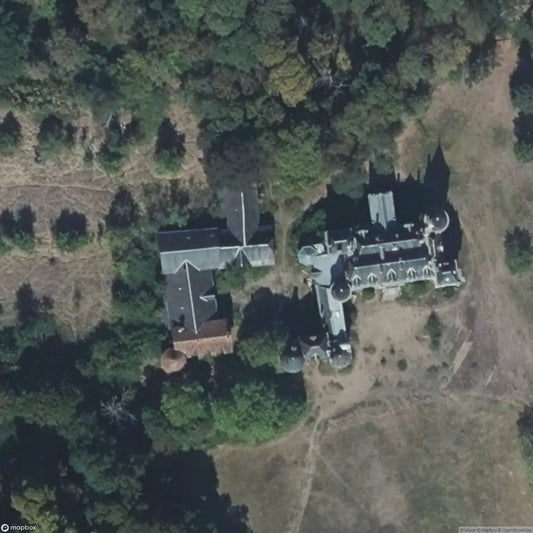 Chateau Secret [FRA] - The Urbex Factory