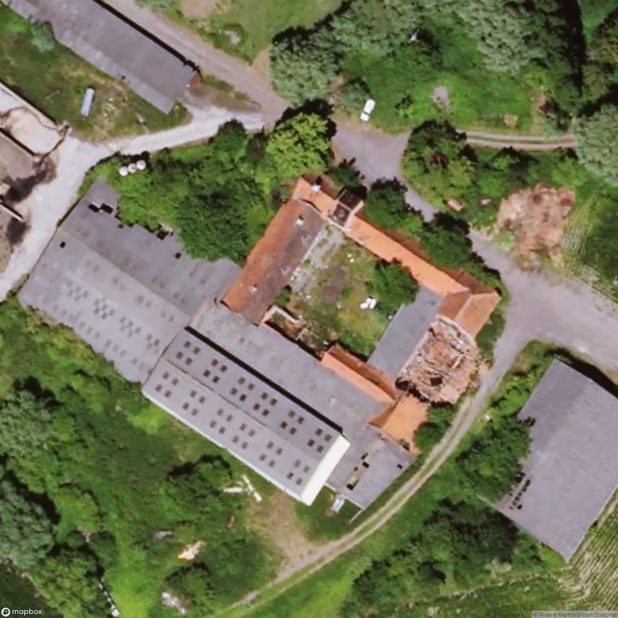 Ferme Louis la Brocante [FRA] - The Urbex Factory