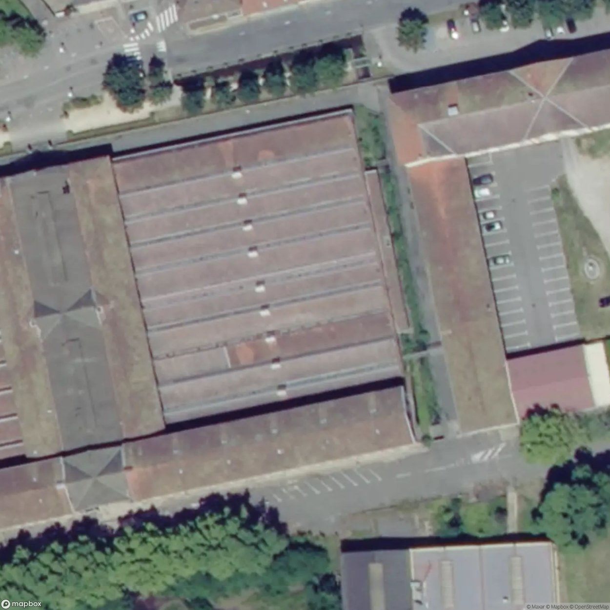 Large Fabric Factory / Grande Usine de Tissus [FRA] - The Urbex Factory