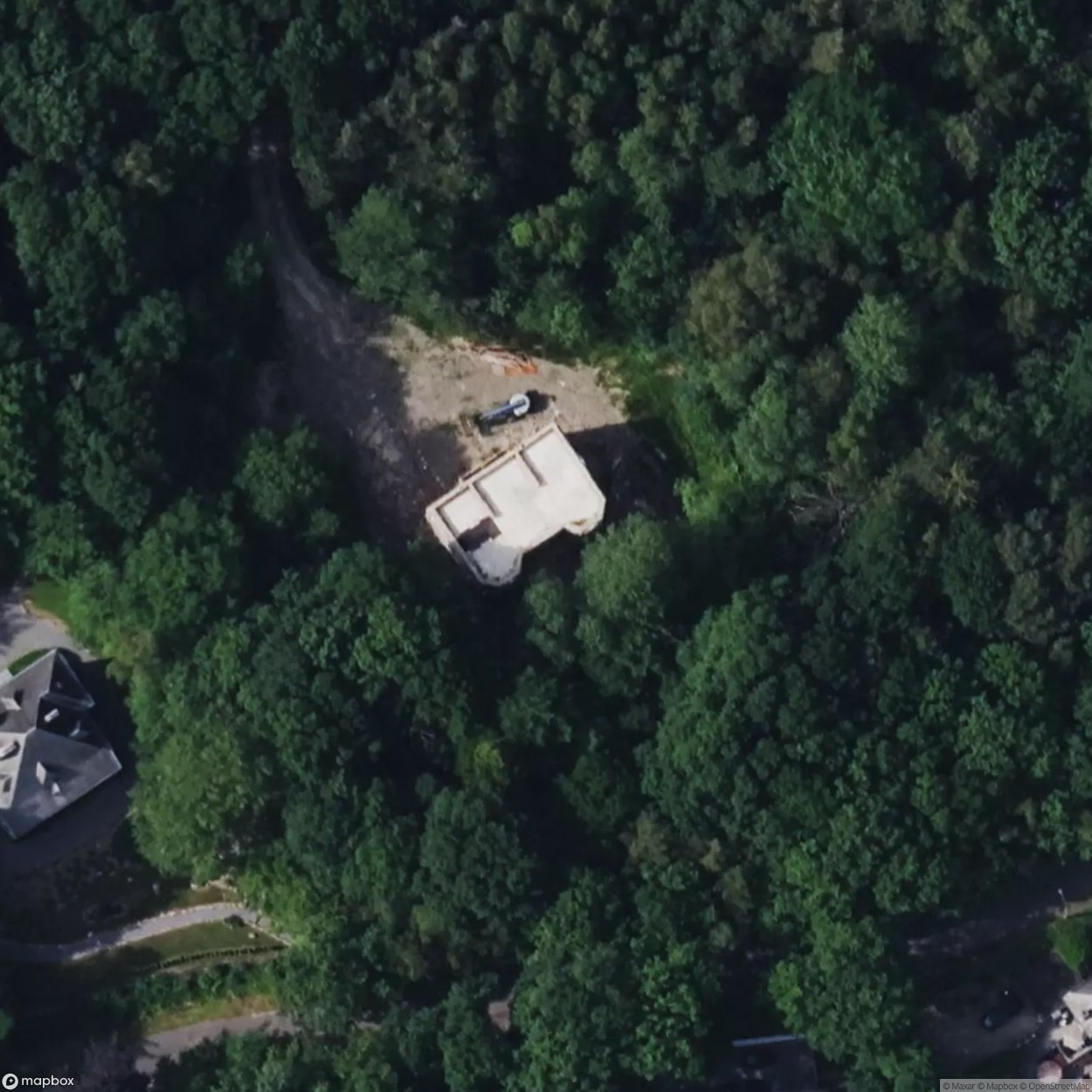 Maison bmw [BEL] - The Urbex Factory