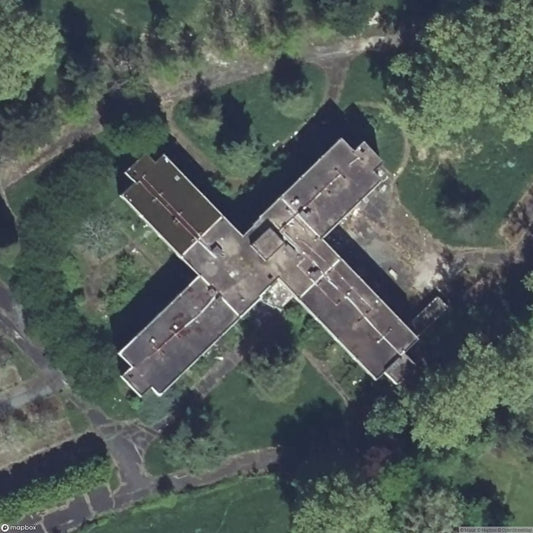 Nazi Hospital / Hôpital Nazi [FRA] - The Urbex Factory