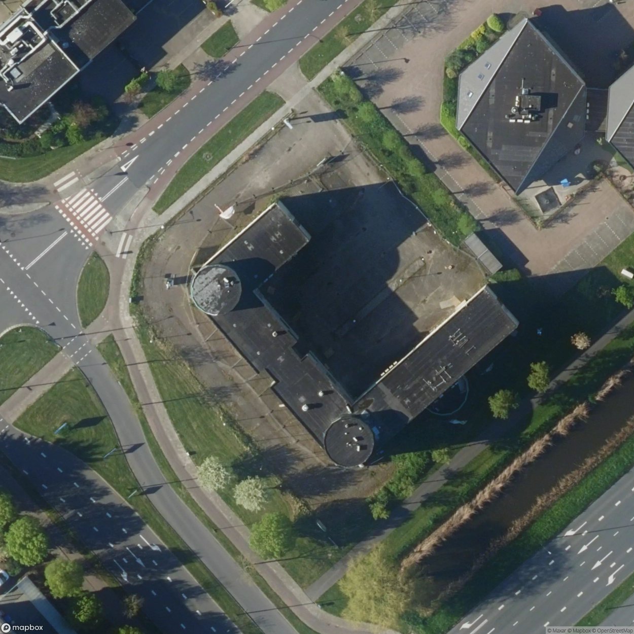 Office Rietveld [NLD] - The Urbex Factory