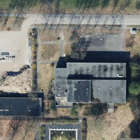 Schwimmbad D [DUI] - The Urbex Factory